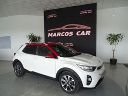 Branco Usado 2018 Kia Stonic EX SUV | € 19.400 (Caro)
