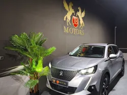 Cinza Usado 2022 Peugeot e-2008 Active SUV | € 23.900 (Preço elevado)