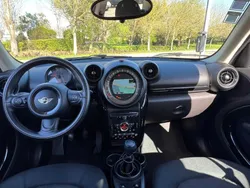 Usado 2016 Mini One D Countryman SUV | € 11.950 (Bom preço)