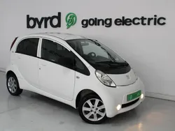 Branco Usado 2013 Peugeot iON Citadino | € 5.900
