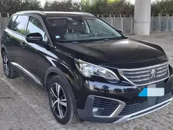 Prata Usado 2019 Peugeot 5008 Allure Monovolume | € 16.950 (Bom preço)