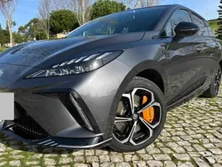 Cinzento Usado 2023 MG MG4 EV Citadino | € 36.900 (Preço justo)
