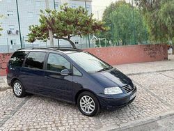 Usado 2005 VW Sharan Monovolume | € 6.500 (Bom preço)