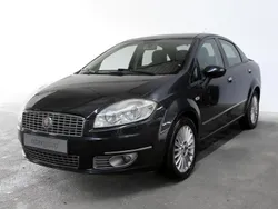 Preto Usado 2009 Fiat Linea Sedan | € 2.990 (Preço justo)