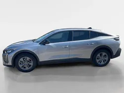 Cinza Usado 2024 Peugeot 408 Allure Sedan | € 28.990 (Bom preço)