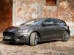 Cinzento Usado 2019 Ford Focus Citadino | € 18.850