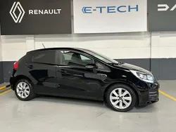 Preto Usado 2015 Kia Rio | € 9.490 (Preço justo)