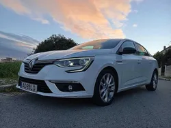 Branco Usado 2020 Renault Mégane IV LIMITED | € 15.450 (Preço justo)