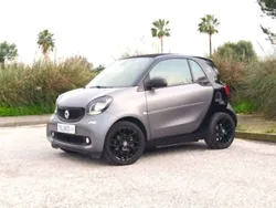 Cinzento Usado 2017 Smart ForTwo Electric Drive Coupé | € 10.900 (Preço justo)