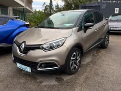 Amarelo Usado 2016 Renault Captur SUV | € 12.600 (Preço justo)
