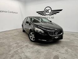 Preto Usado 2013 Volvo V40 Momentum Carrinha | € 11.900 (Preço justo)