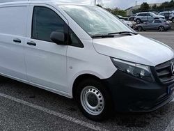 Branco Usado 2021 Mercedes Vito Monovolume | € 27.990