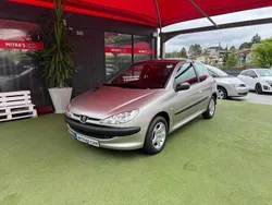 Cinzento Usado 2006 Peugeot 206 Citadino | € 3.750 (Preço justo)