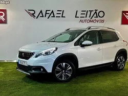 Branco Usado 2018 Peugeot 2008 Allure SUV | € 10.200 (Bom preço)