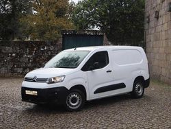 Branco Usado 2020 Citroën Berlingo Shine Monovolume | € 12.900 (Preço justo)