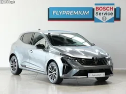 Cinza Usado 2024 Renault Clio V Techno | € 20.990 (Preço elevado)