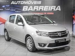 Cinza Usado 2014 Dacia Sandero Comfort Citadino | € 7.500