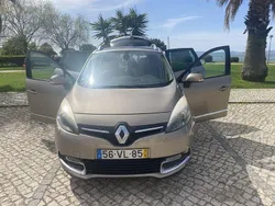 Usado 2013 Renault Grand Scénic III Bose Edition Monovolume | € 6.500 (Bom preço)