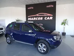 Azul Usado 2014 Dacia Duster Prestige SUV | € 14.900 (Preço elevado)