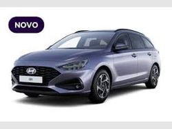 Azul Usado 2024 Hyundai i30 Carrinha | € 23.250 (Preço justo)
