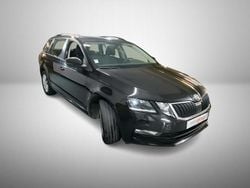 Preto Usado 2019 Skoda Octavia Carrinha | € 13.990 (Preço elevado)