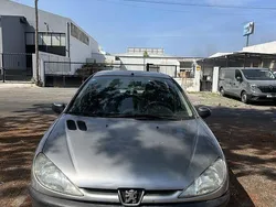 Usado 2001 Peugeot 206 Sedan | € 1.600 (Preço justo)