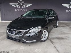 Preto Usado 2014 Volvo V40 Momentum Citadino | € 10.490 (Preço justo)