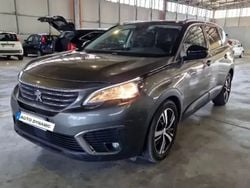 Cinzento Usado 2019 Peugeot 5008 Allure Monovolume | € 19.500 (Bom preço)