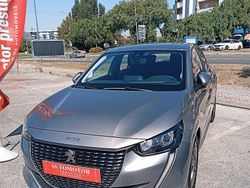 Cinza Usado 2021 Peugeot 208 Signature Sky Citadino | € 13.500 (Preço justo)