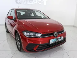Vermelho Usado 2023 VW Polo Style | € 18.480 (Preço justo)