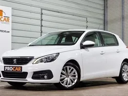 Branco Usado 2018 Peugeot 308 Active | € 12.900 (Preço justo)