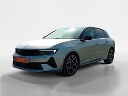 Cinza Usado 2024 Opel Astra Sedan | € 26.456 (Preço justo)