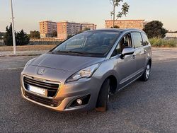 Usado 2016 Peugeot 5008 Sedan | € 11.000 (Bom preço)