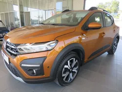 Laranja Usado 2021 Dacia Sandero Stepway Citadino | € 14.550 (Preço justo)
