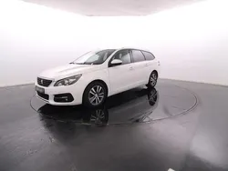 Branco Usado 2022 Peugeot 308 Style Carrinha | € 20.450 (Preço justo)
