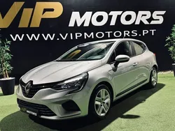Cinzento Usado 2022 Renault Clio V Intens | € 18.900 (Preço justo)