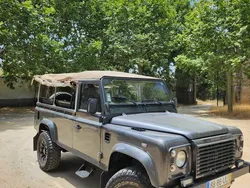 Usado 2003 Land Rover Defender SUV | € 38.000 (Caro)