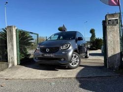 Cinza Usado 2018 Smart ForFour Passion Citadino | € 11.060 (Preço justo)