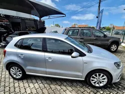 Cinzento Usado 2015 VW Polo | € 10.500 (Preço justo)