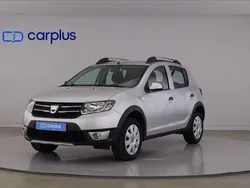 Cinza Usado 2015 Dacia Sandero Stepway Citadino | € 11.600 (Preço justo)
