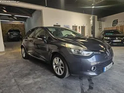 Azul Usado 2018 Renault Clio IV LIMITED | € 11.990 (Preço justo)
