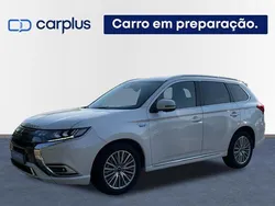 Branco Usado 2021 Mitsubishi Outlander P-HEV Instyle SUV | € 31.990 (Caro)