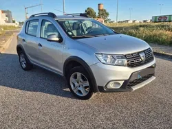 Cinzento Usado 2019 Dacia Sandero Citadino | € 12.000 (Preço justo)