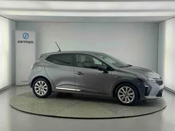 Cinzento Usado 2023 Renault Clio V | € 17.300 (Preço justo)