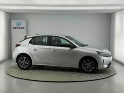 Cinzento Usado 2023 Opel Corsa | € 16.990 (Preço justo)