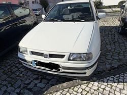 Usado 1995 Seat Cordoba Sedan | € 1.300