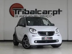 Branco Usado 2018 Smart ForTwo Electric Drive Prime Citadino | € 9.900 (Preço justo)