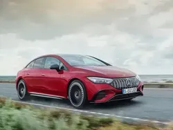 Cinzento Usado 2023 Mercedes EQE AMG 43 AMG SUV | € 64.000