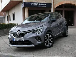 Cinza Usado 2023 Renault Captur Techno SUV | € 23.950 (Bom preço)