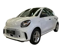 Branco Usado 2021 Smart ForFour Electric Drive | € 12.890 (Preço justo)